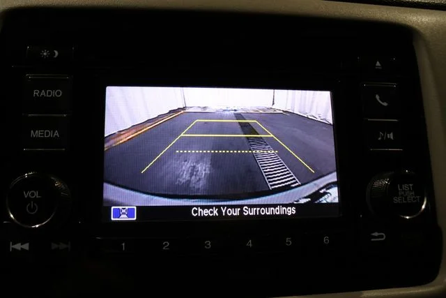 Used 2022 Silver Honda LX image 23