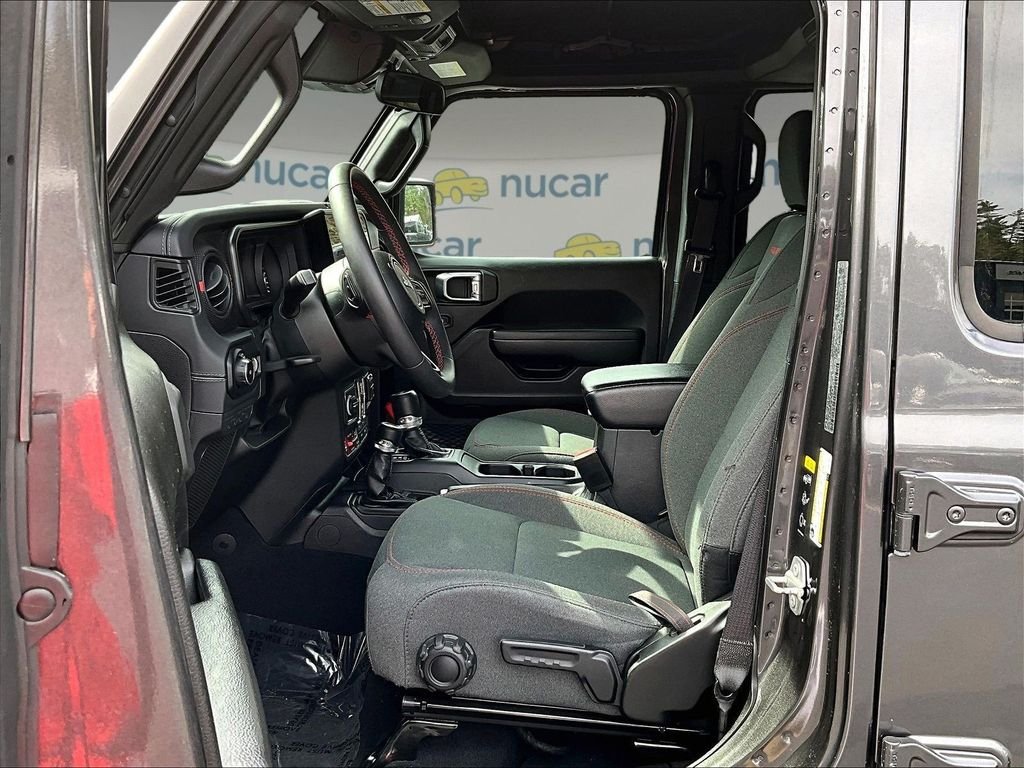 Used 2024 Gray Jeep Rubicon image 12