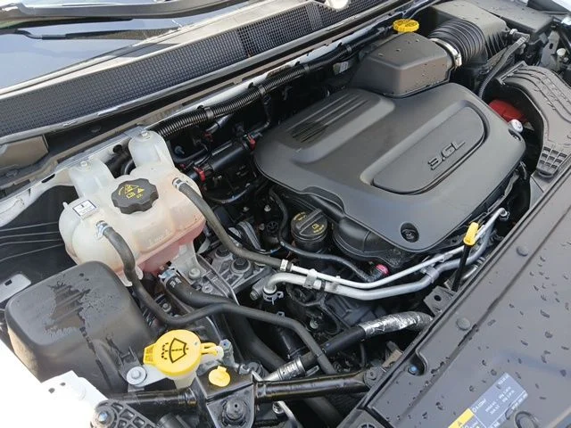 Used 2024 White Chrysler Touring L image 48