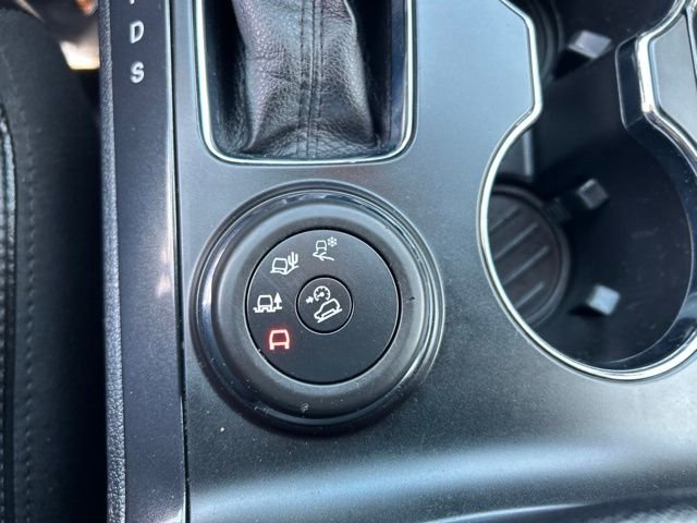 Used 2018 Gray Ford XLT image 20
