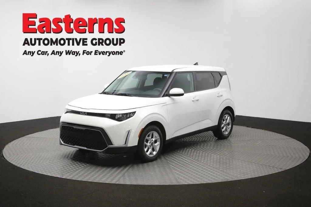 Used 2023 White Kia LX image 58