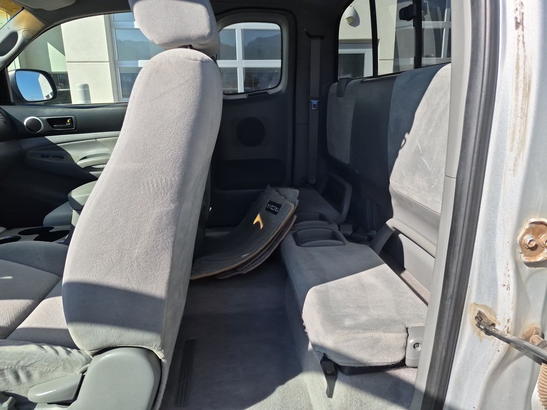 Used 2006 Silver Toyota PreRunner image 24