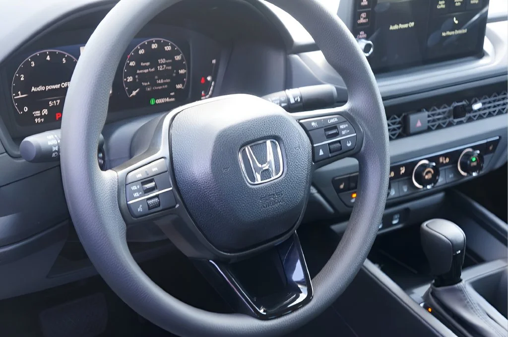 New 2026 Platinum White Pearl Honda SE image 12