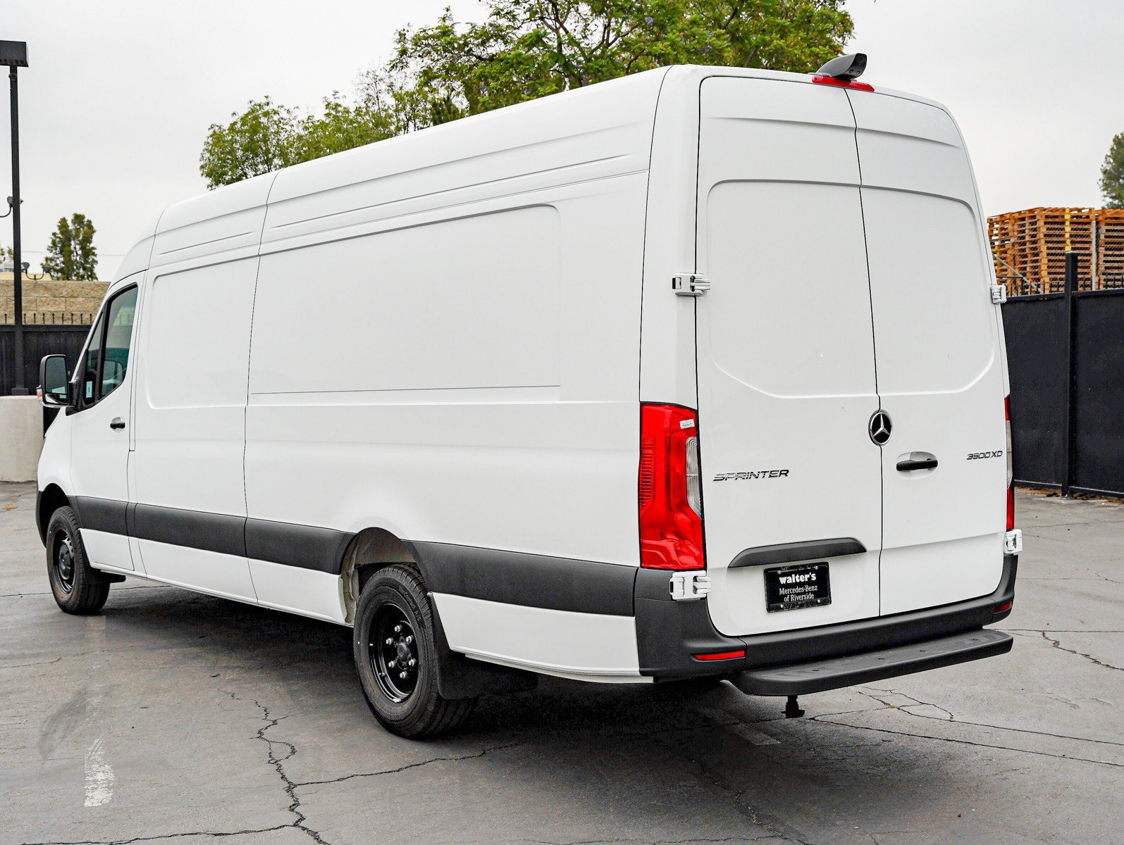 New 2026 Arctic White Mercedes-Benz 3500XD High Roof I4 Diesel HO 170 Extended RWD image 6
