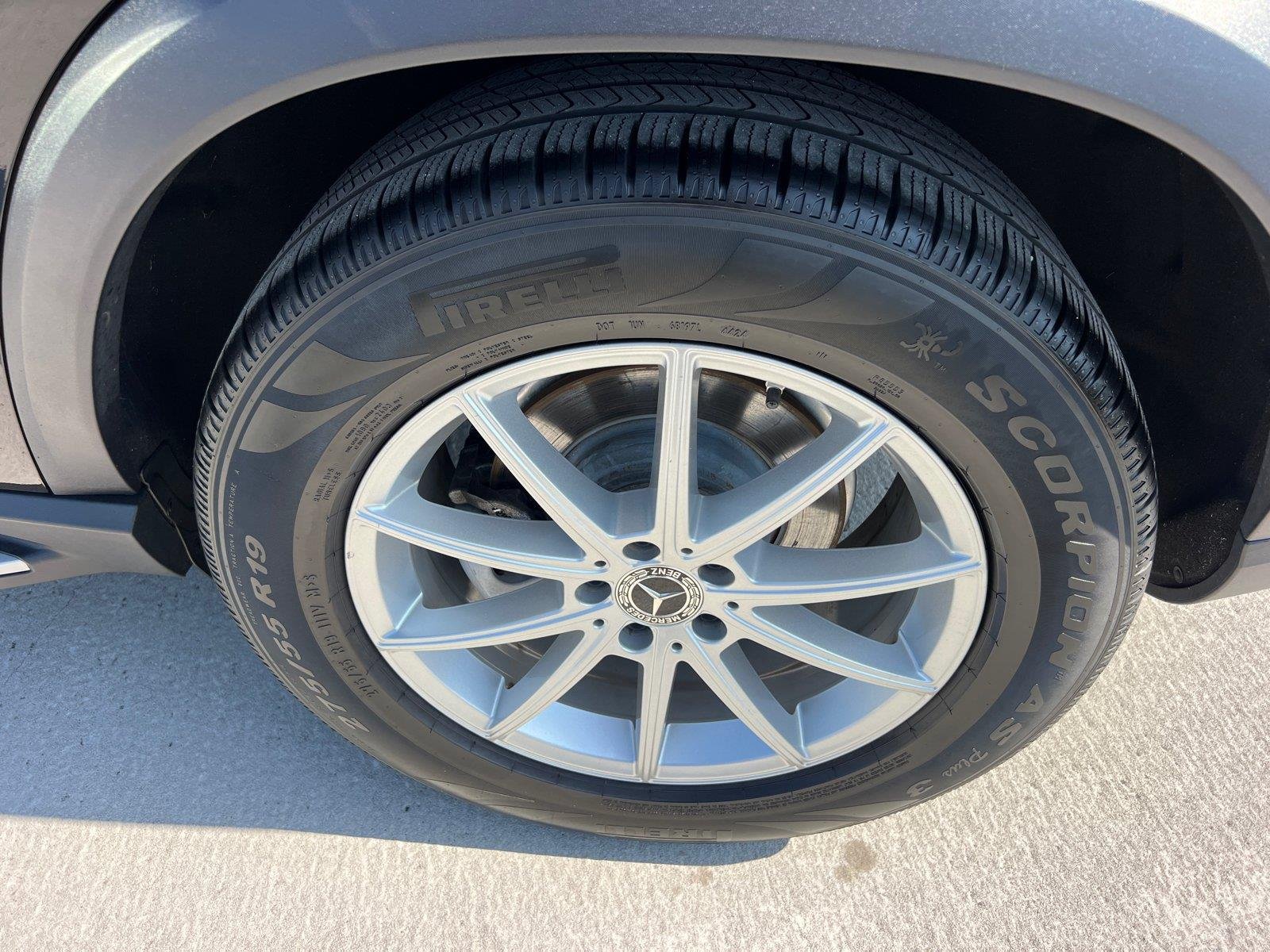 Used 2024 Black Mercedes-Benz GLE 350 image 20