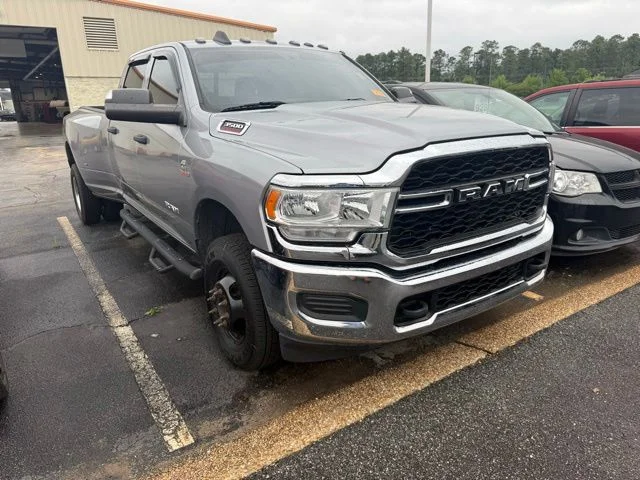 2020 RAM 3500 Tradesman 4X4 Crew Cab LWB's photo