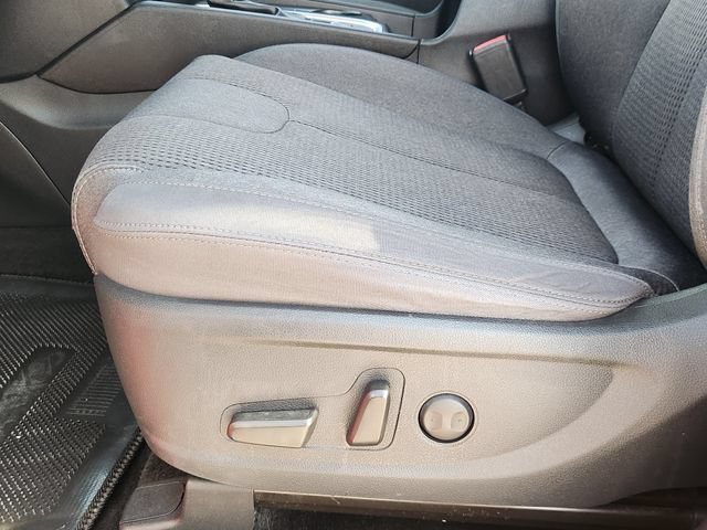 Used 2019 Red Hyundai SEL Plus image 23
