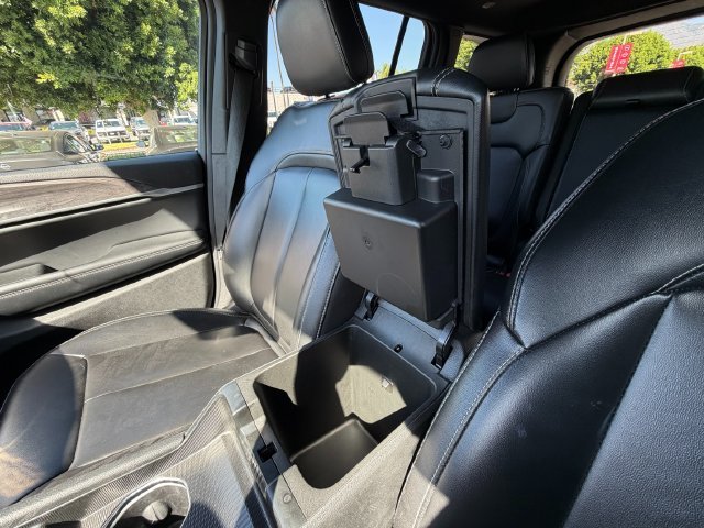 Used 2024  Jeep 4xe image 30