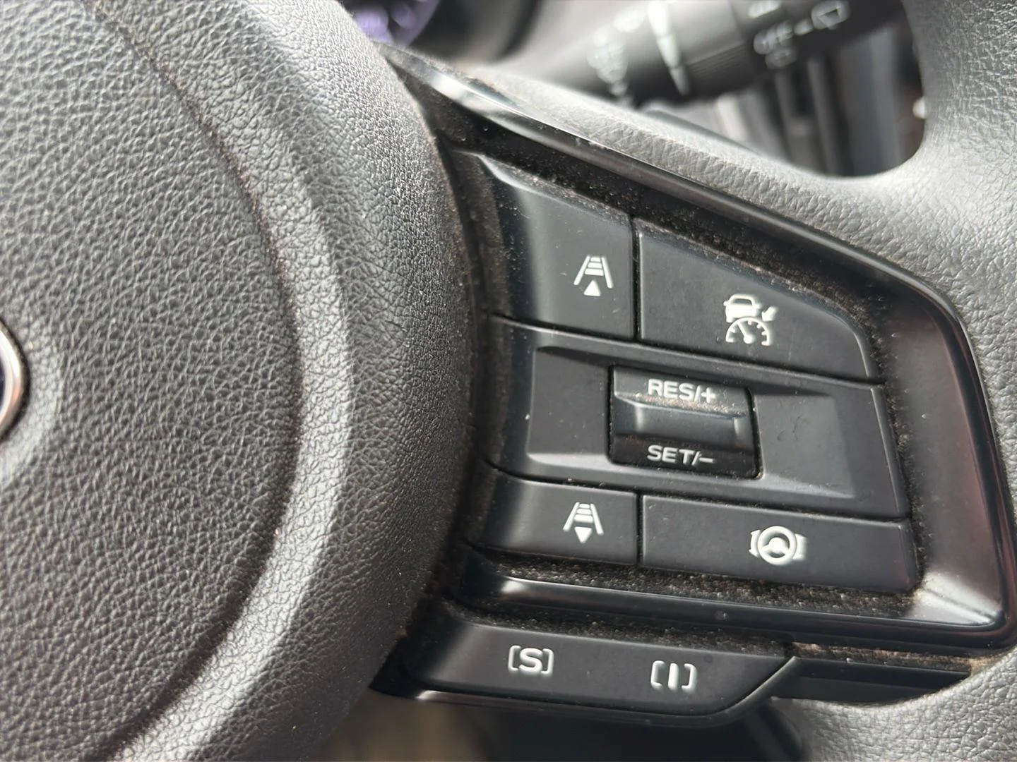 Used 2024 Horizon Blue Pearl Subaru Premium image 15