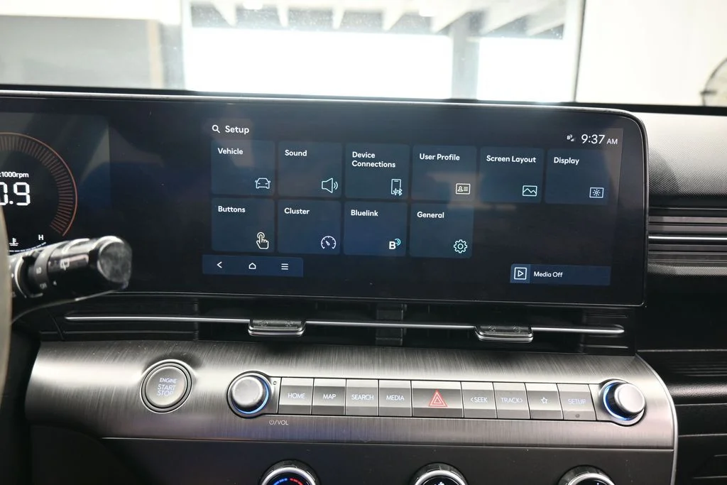 Used 2024 Ecotronic Gray Pearl Hyundai SE image 25