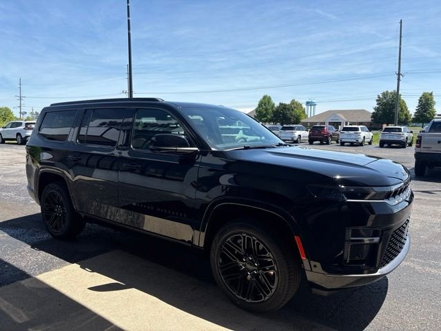 New 2026 High Gloss Black Exterior Paint Jeep Limited Reserve image 8
