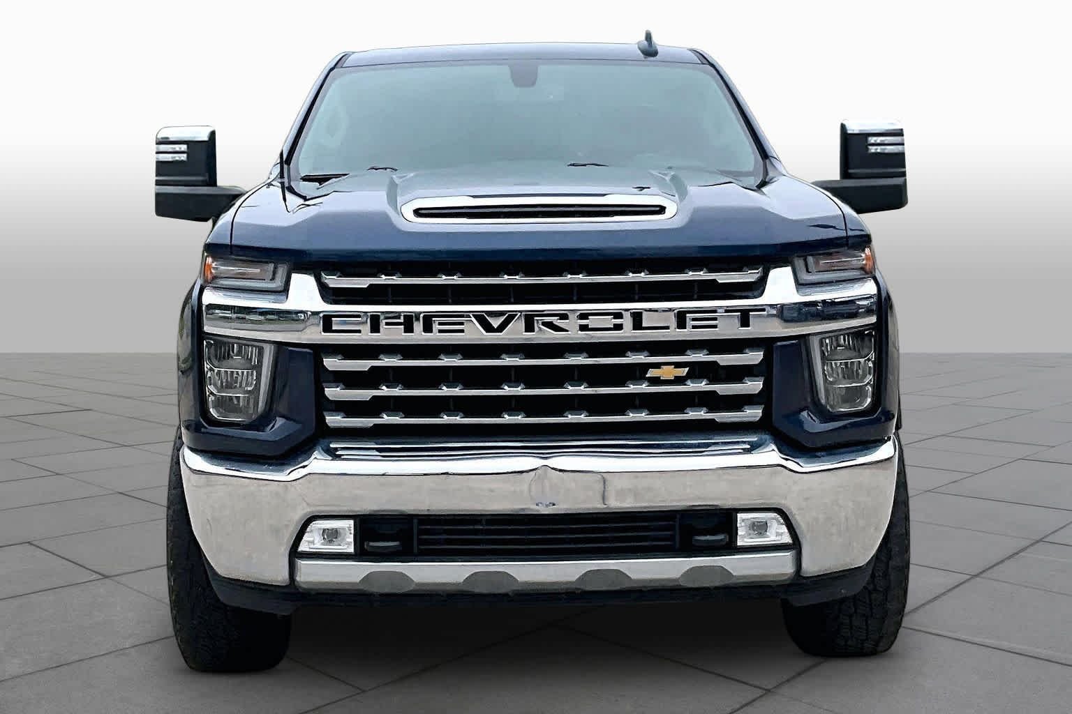 Used 2021 Northsky Blue Metallic Chevrolet LTZ image 4