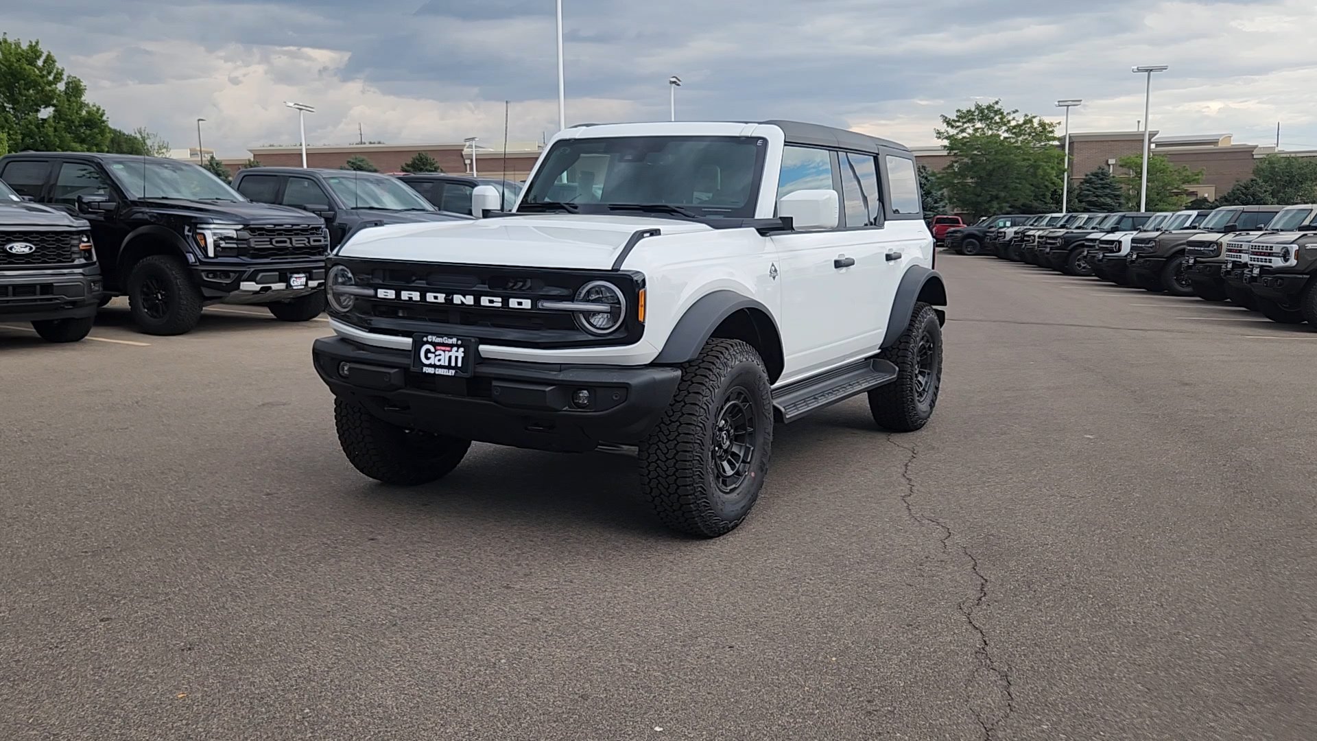 New 2026 Oxford White Ford Outer Banks image 2