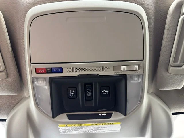 Used 2019 Dark Gray Metallic Subaru Touring image 14