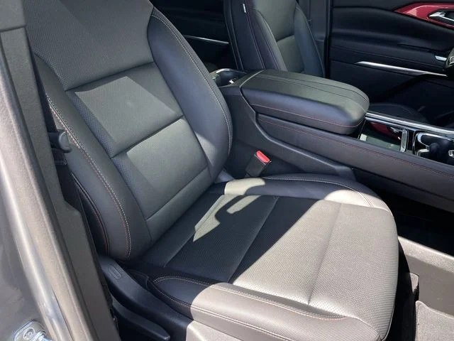 2025 Chevrolet Traverse Z71 - Photo 24