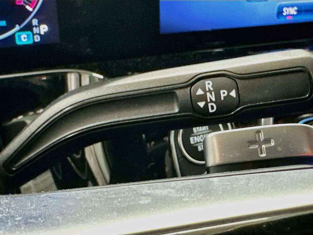 Certified Used 2025 Gray Mercedes-Benz GLA 250 image 17