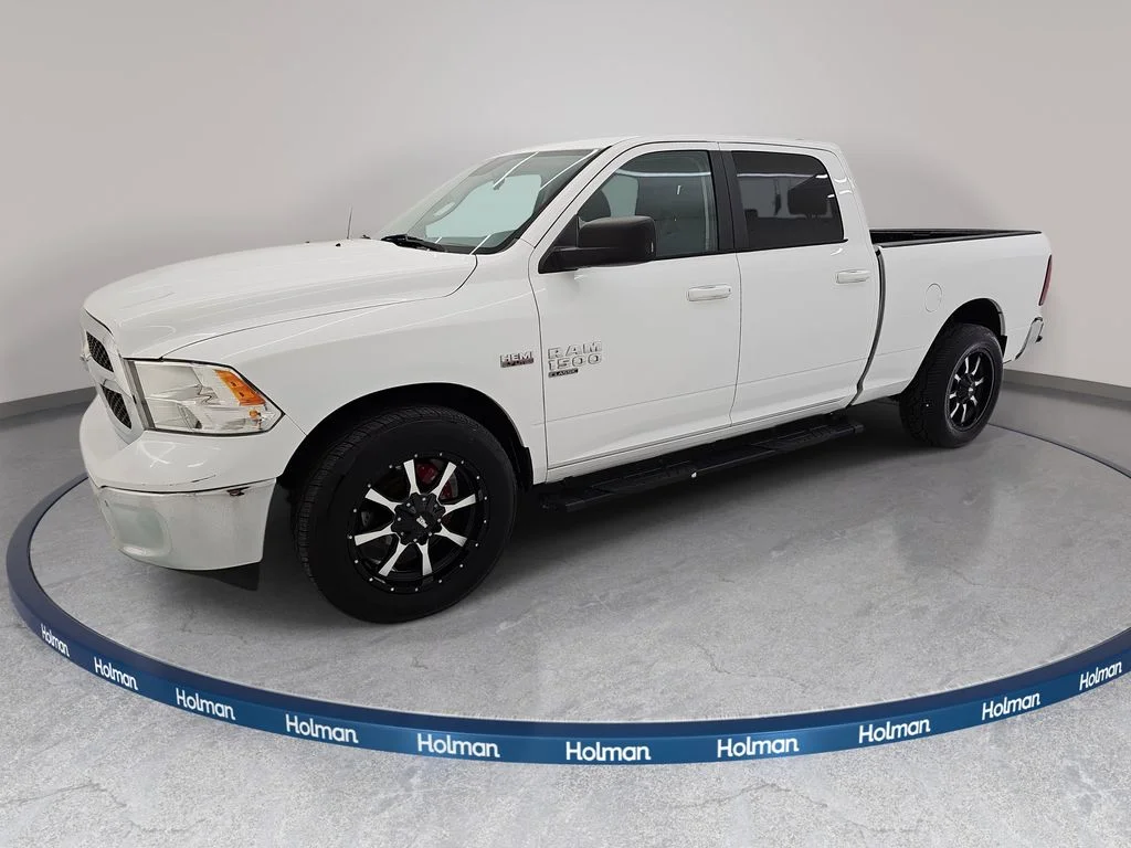 Used 2019 White Ram SLT image 10