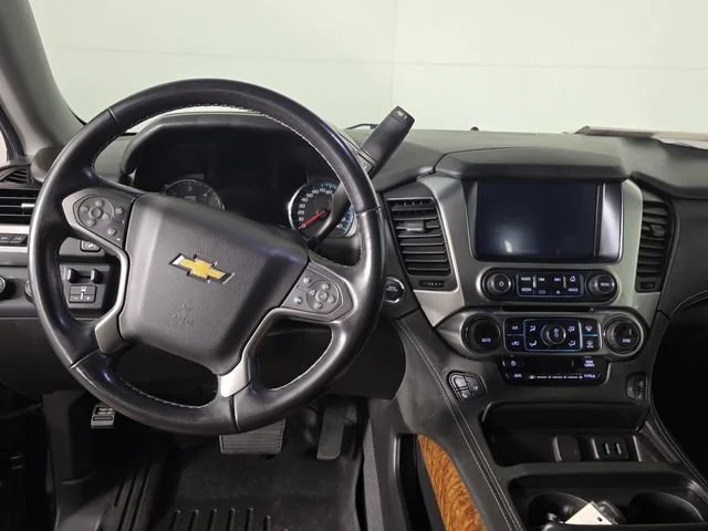Used 2019 BLACK Chevrolet Premier image 10