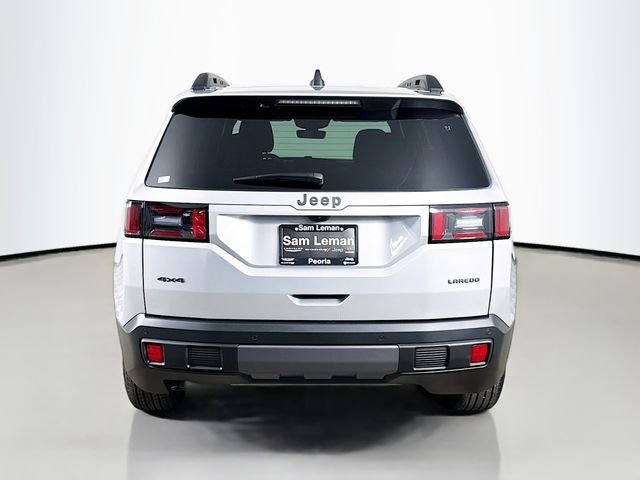 New 2026 Silver Zynith Clear-Coat Exterior Paint Jeep Laredo image 6