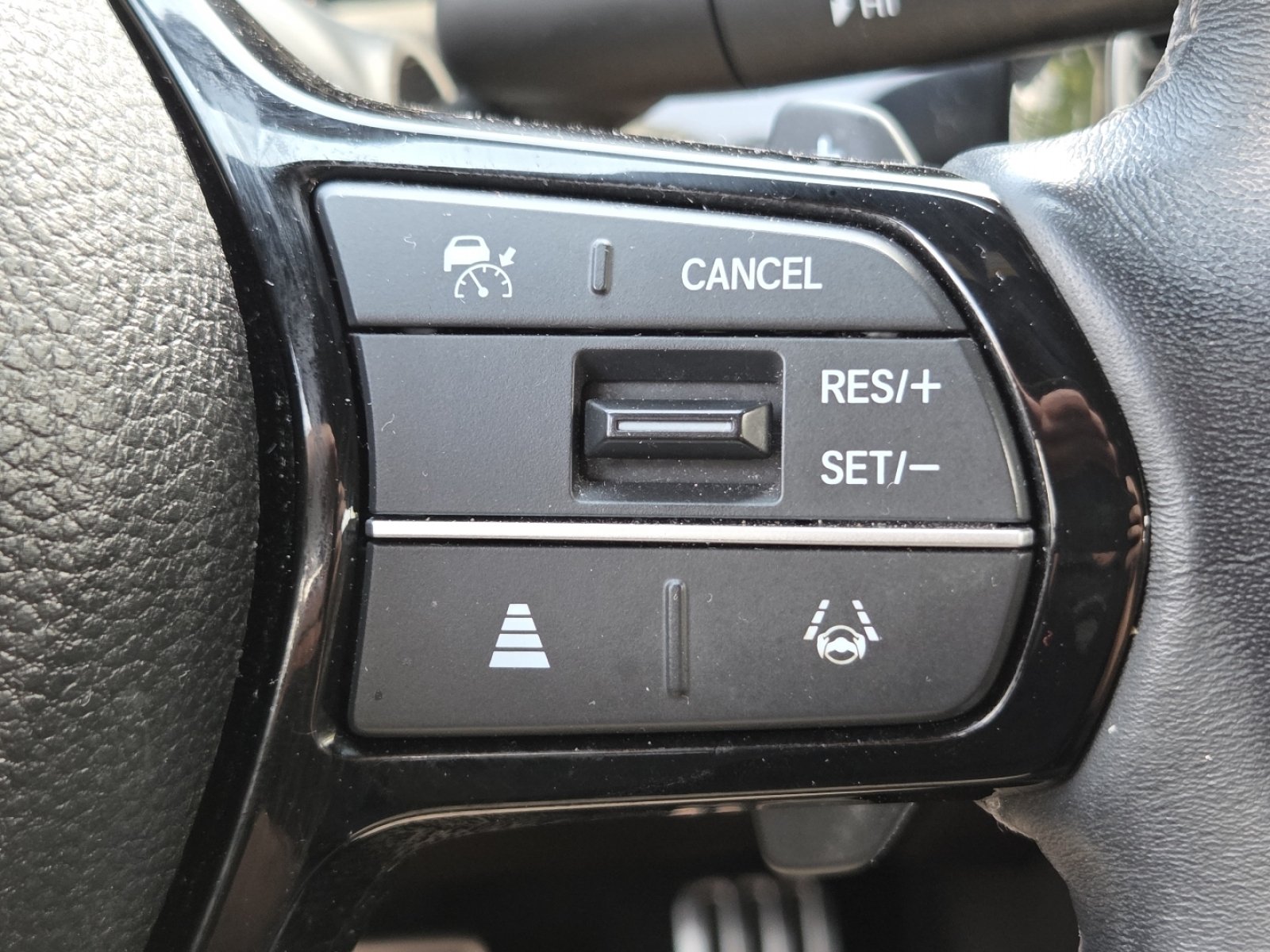 Certified Used 2024 Crystal Black Pearl Honda Sport image 9