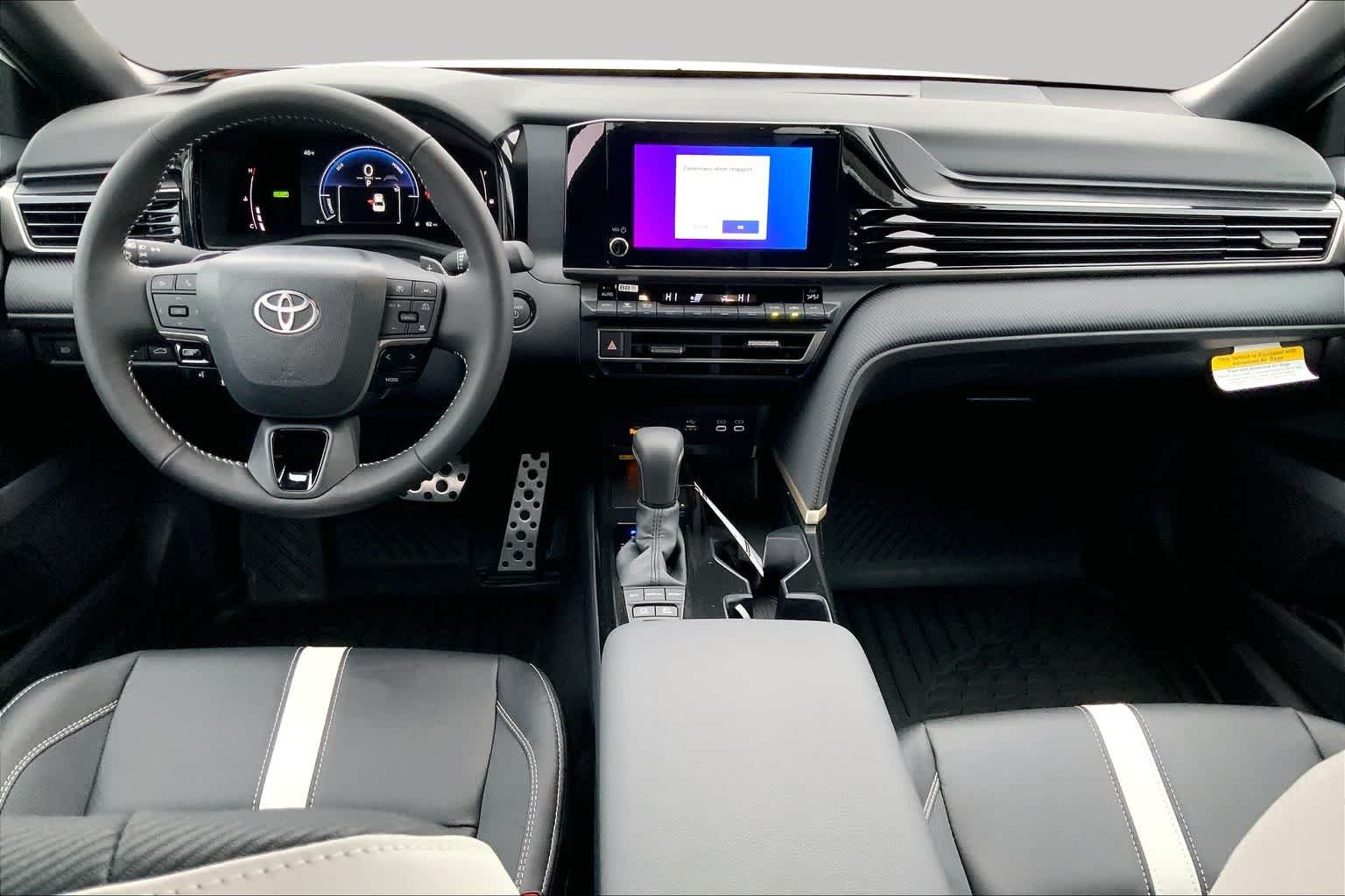 View vehicle photo 5
