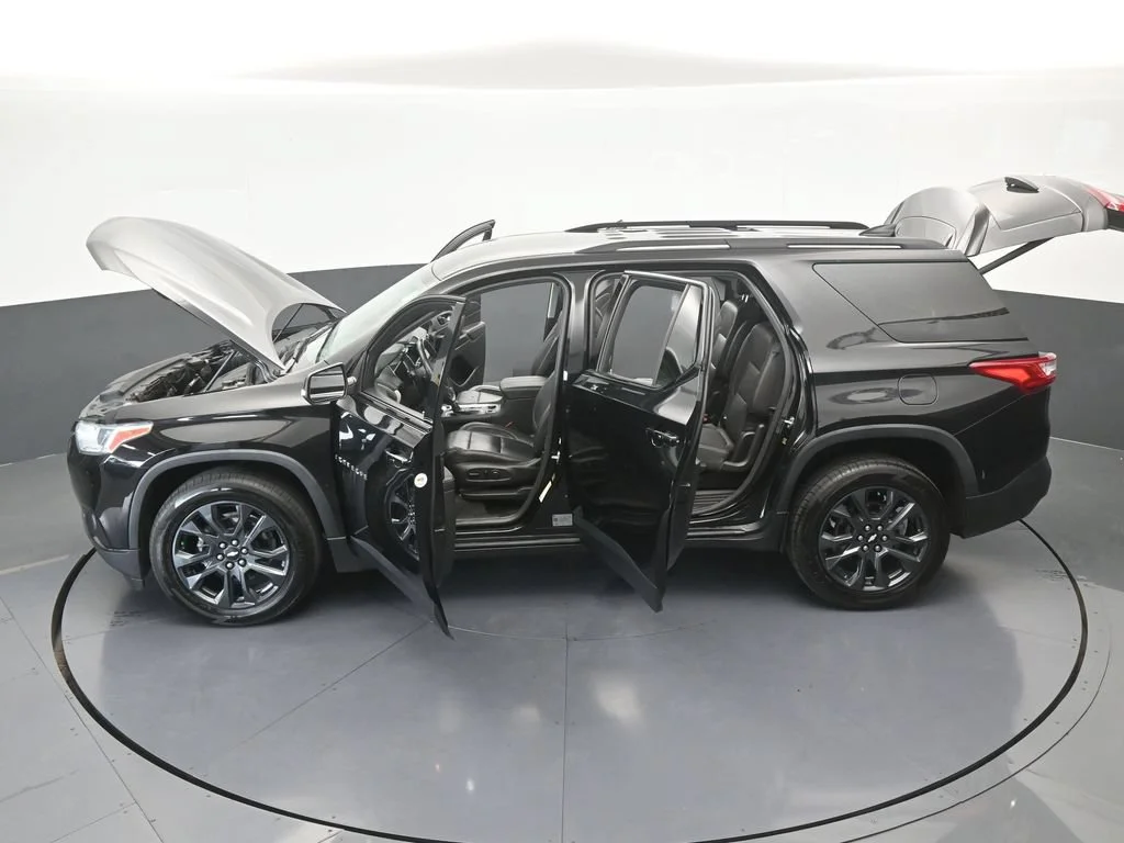 Used 2021 Mosaic Black Metallic Chevrolet RS image 77