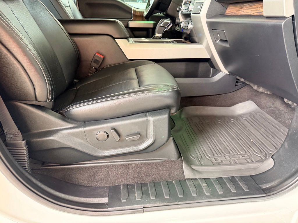Used 2020 White Ford Lariat image 38
