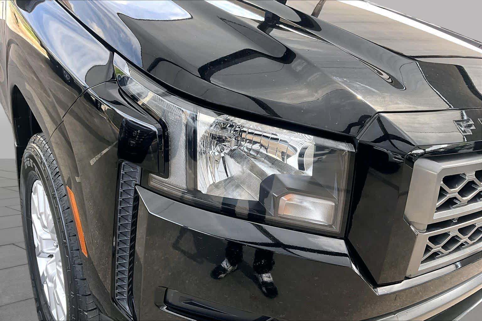 Certified Used 2022 Super Black Nissan SV image 27
