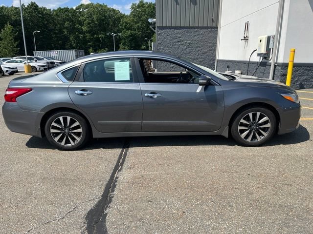 Certified Used 2017 Gun Metallic Nissan 2.5 SV image 2
