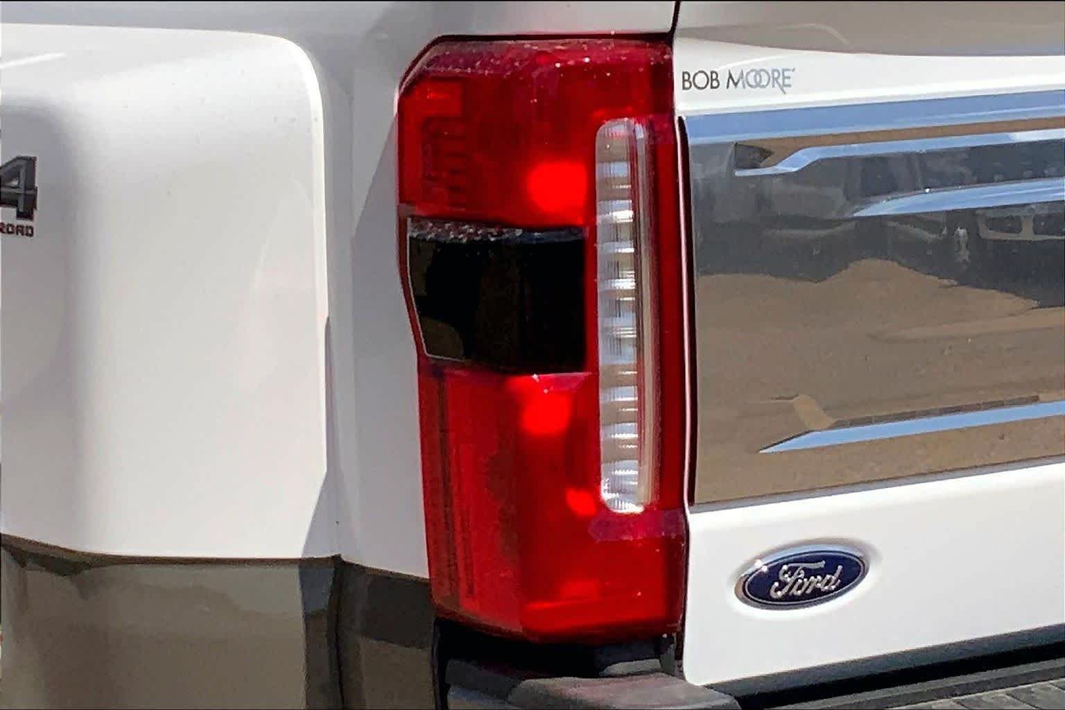 New 2026 Star White Metallic Tri-Coat Ford F-350® King Ranch® image 14
