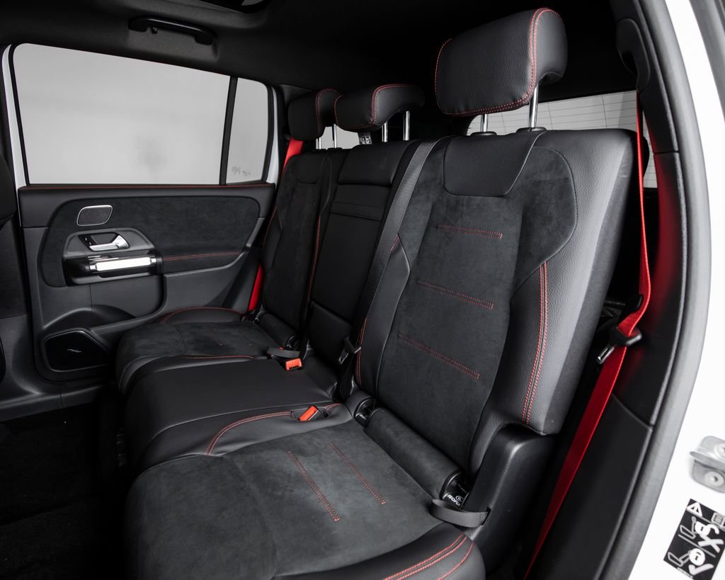 New 2026 Polar White Mercedes-Benz GLB 35 AMG® image 9