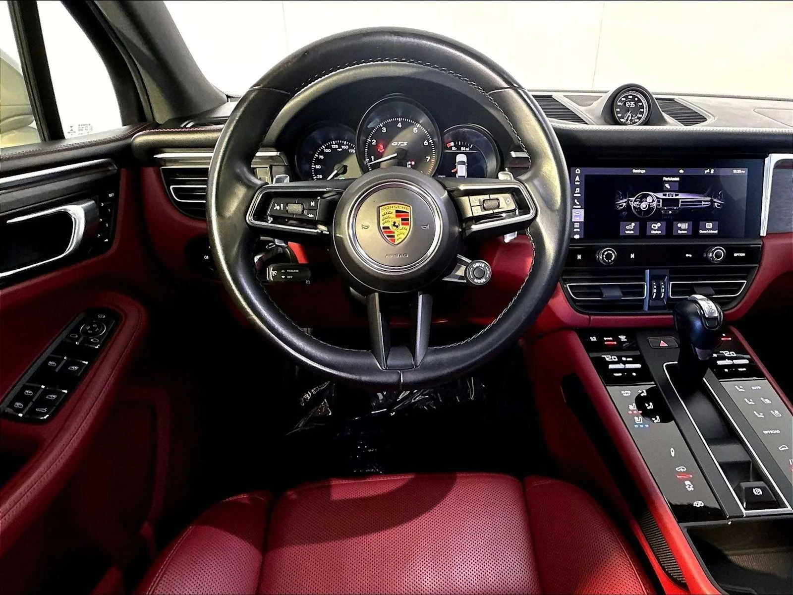 Certified Used 2022 Chalk Porsche GTS image 13
