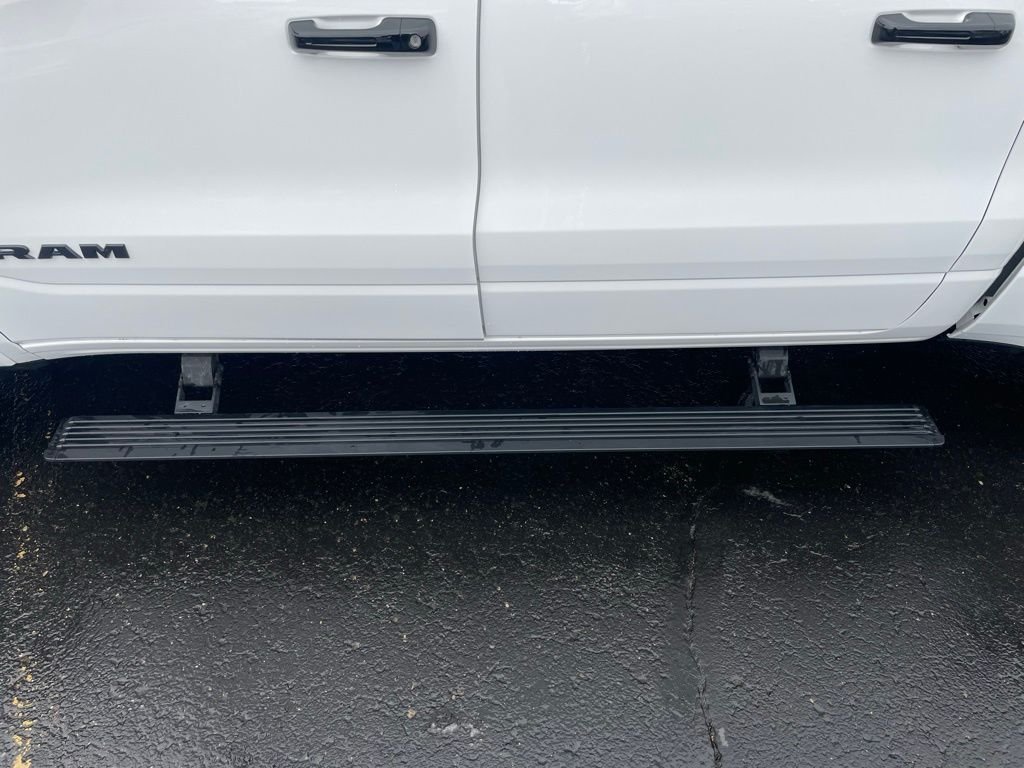 Used 2025 White Ram Limited image 44