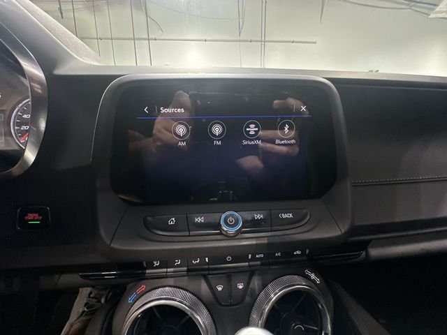 Used 2023 Black Chevrolet 1LT image 16