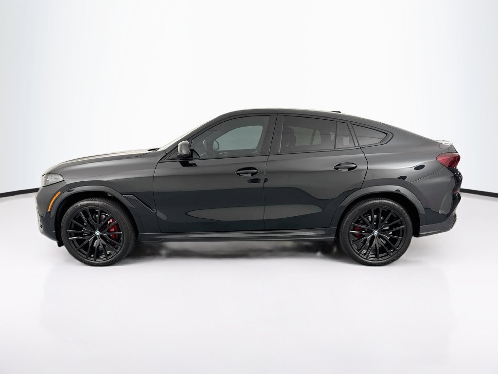 Used 2024 Black BMW xDrive40i image 8