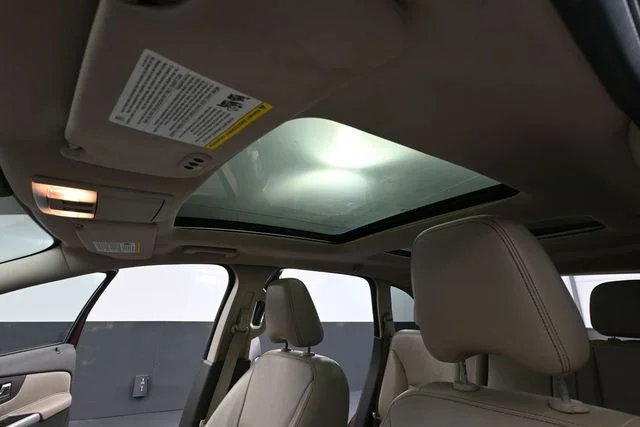 2012 Ford Edge Limited - Photo 24