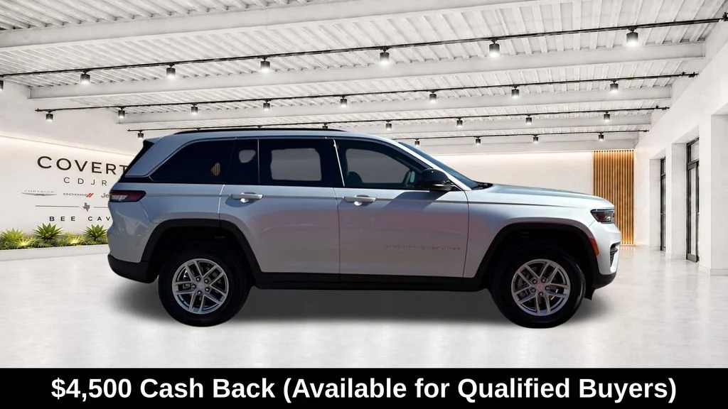 New 2026 Silver Zynith Exterior Paint Jeep Laredo image 14