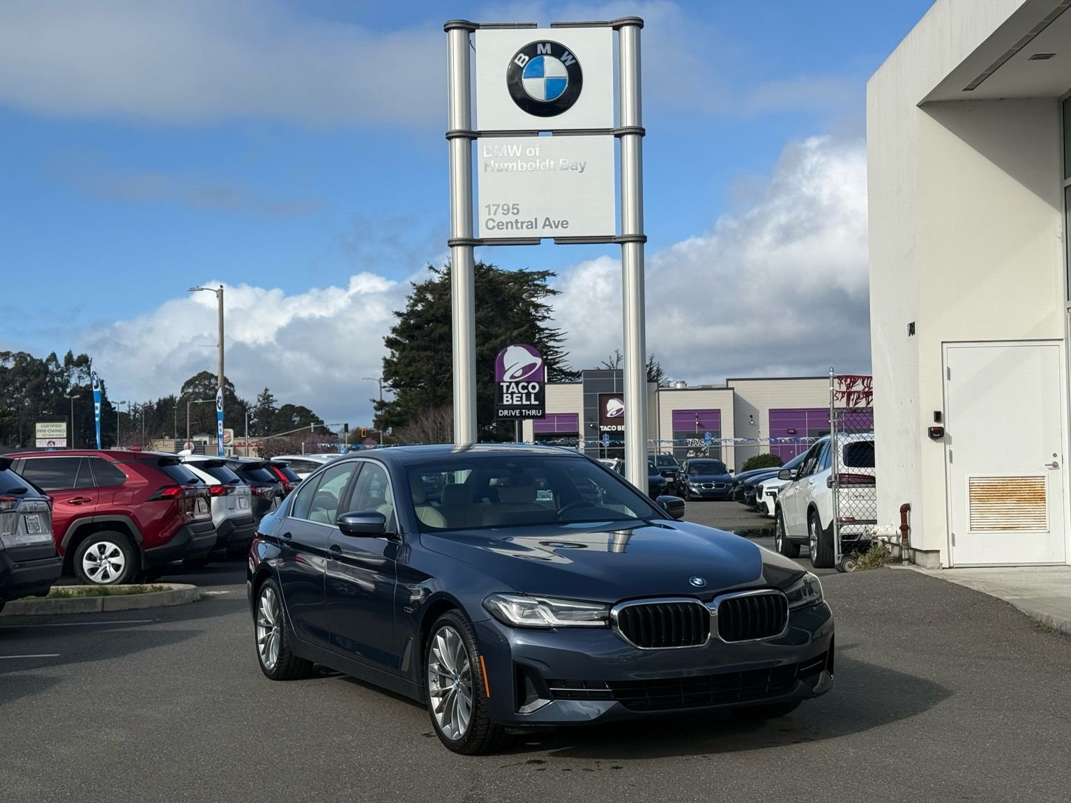 Used 2023 BMW 5 Series 530e with VIN WBA13AG03PCM01586 for sale in McKinleyville, CA