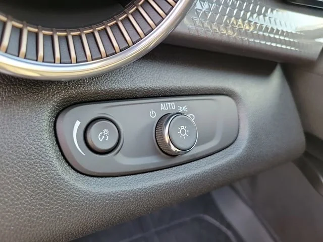 2026 Chevrolet Trax Activ - Photo 20