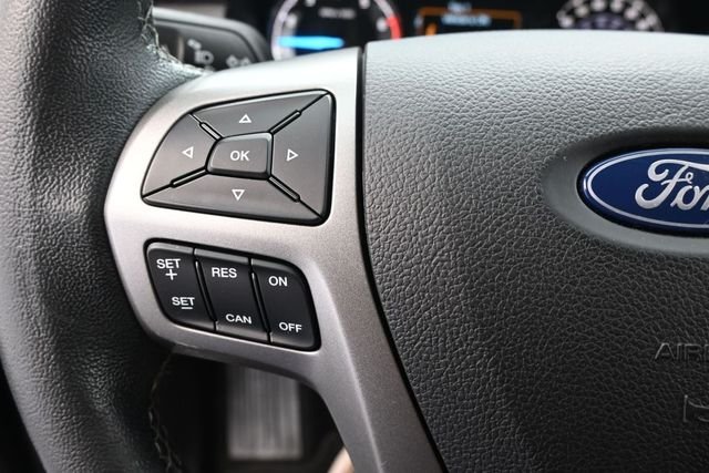Used 2020 Black Ford XLT image 15
