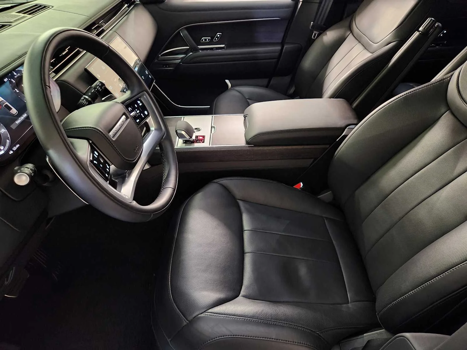 Used 2025 Santorini Black Metallic Land Rover Autobiography image 25