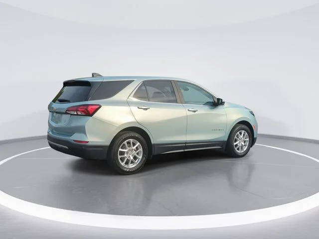 Used 2022 Blue Chevrolet LT image 8