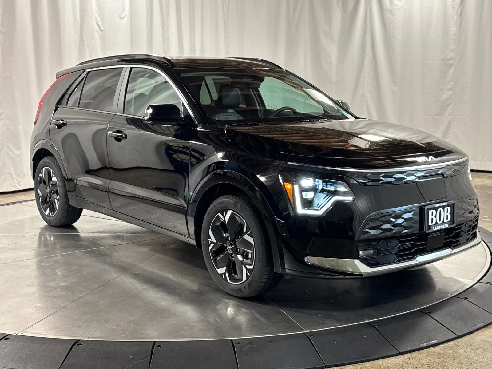 New 2026 Aurora Black Pearl Kia Wave image 14