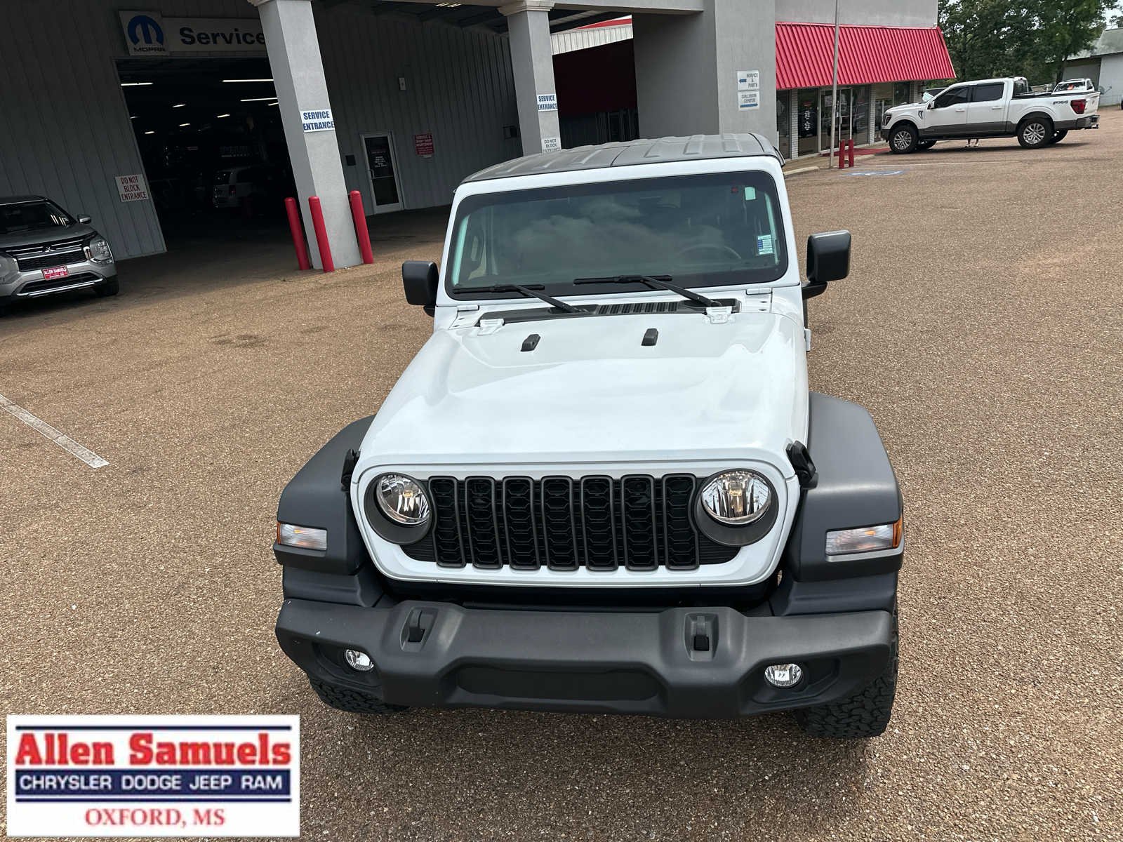 Certified Used 2025 Bright White Clearcoat Jeep Sport image 9