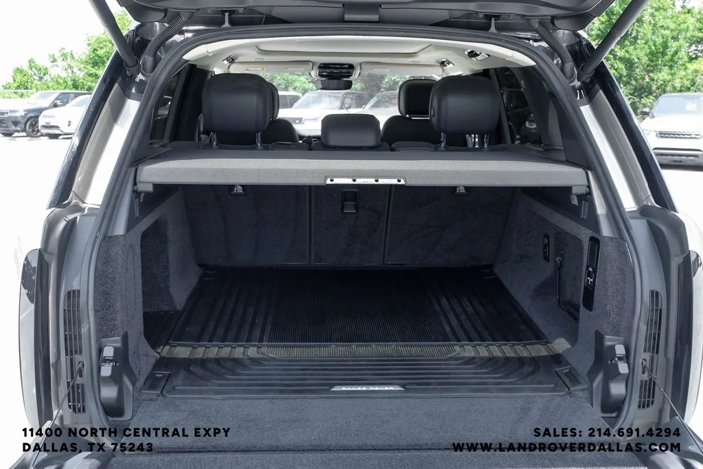 Certified Used 2023 Batumi Gold Premium Metallic Land Rover SE image 58