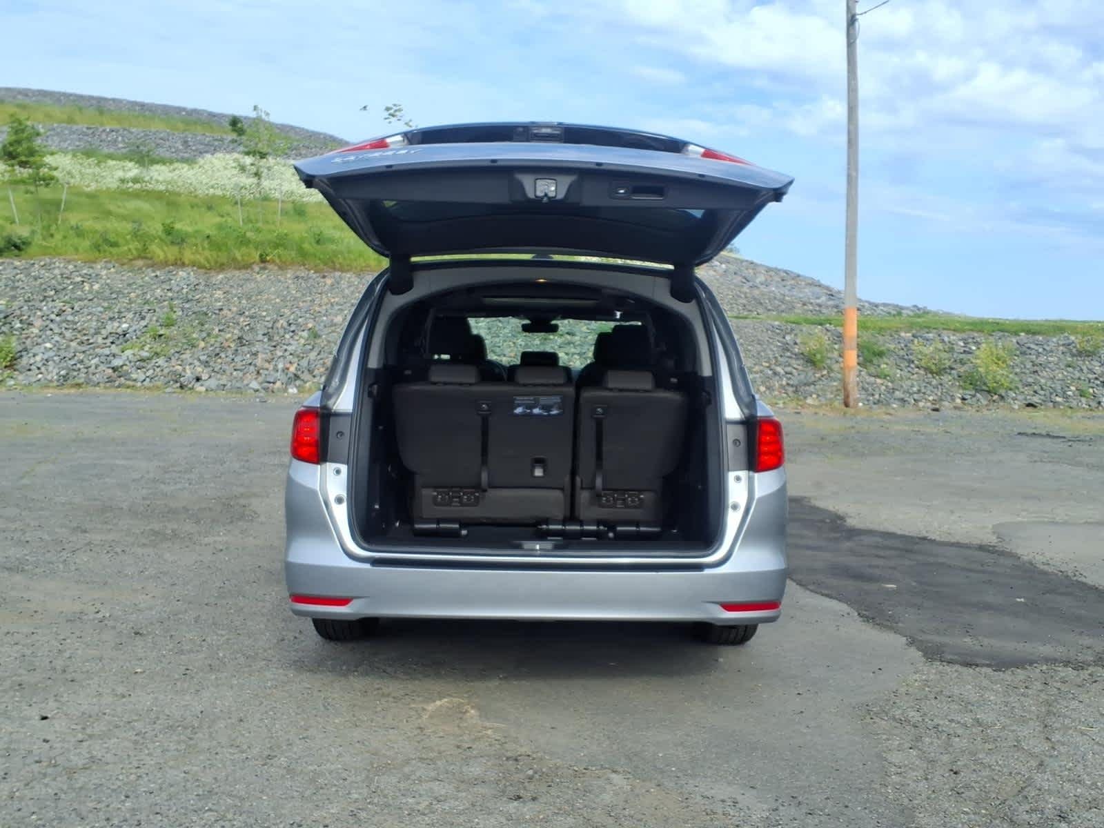 2024 Honda Odyssey EX-L - Photo 10