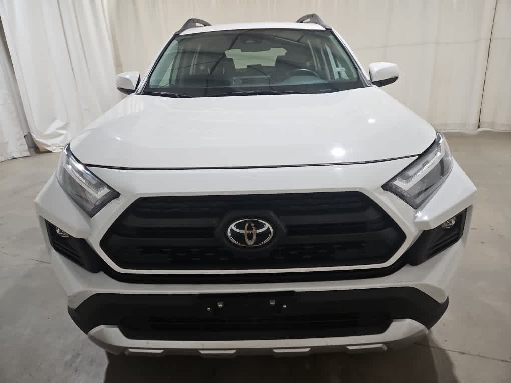 Used 2024 Ice Cap Toyota Adventure image 10