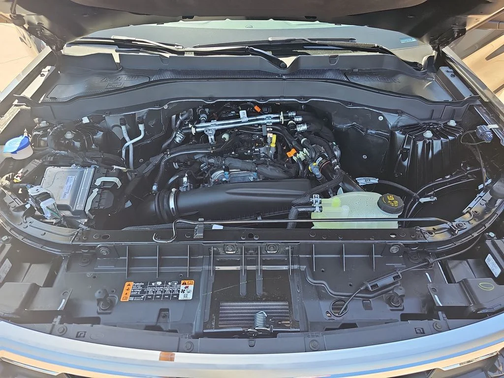 New 2026 Carbonized Gray Metallic Ford Active image 34