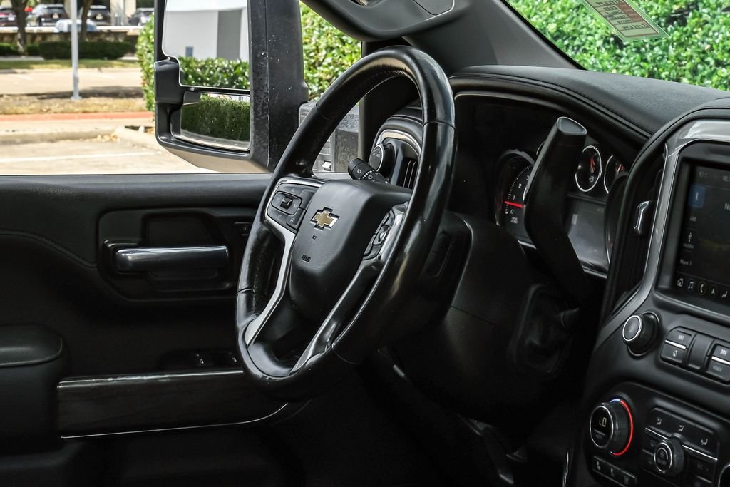 Used 2020 White Chevrolet LTZ image 21
