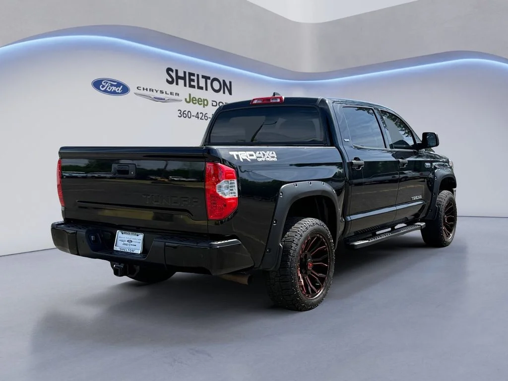Used 2020 Black Toyota SR5 image 5